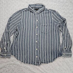 Nautial Style Blue and White Striped Classic Fit Womens Medium Button Down Banan